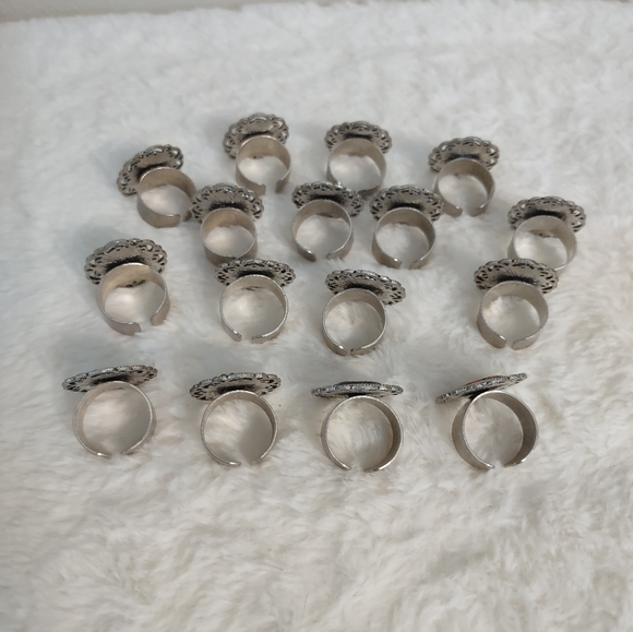 Lot of 16 Rings Costume Jewelry Size Adjustable - Picture 5 of 7